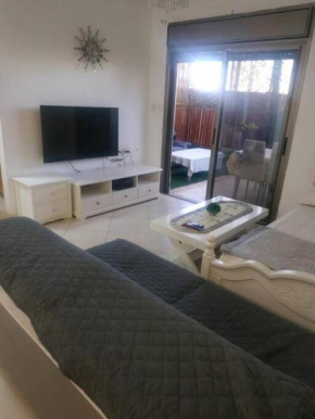 STAR 3 one bedrooms vacation apartment with a big private patio